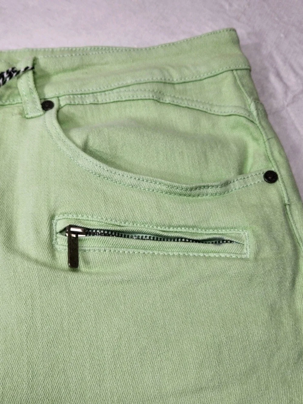 Born Fly Men's Shorts Green Denim Stretch Size 40 NWT 05